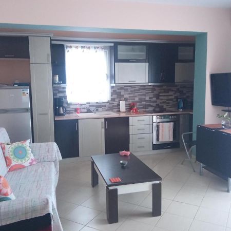 Sunny Apartment Sarandë Eksteriør billede